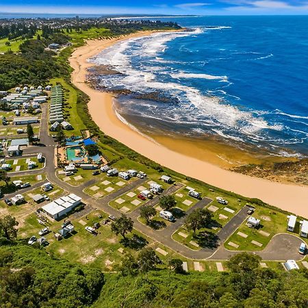 Blue Lagoon Beach Resort Bateau Bay Eksteriør billede