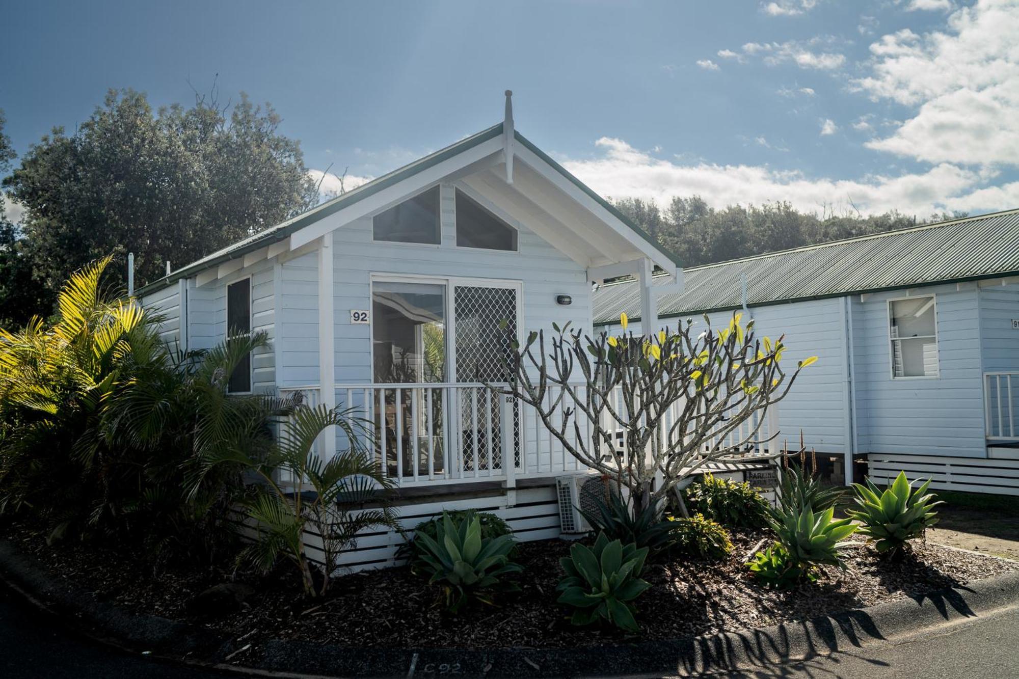 Blue Lagoon Beach Resort Bateau Bay Eksteriør billede