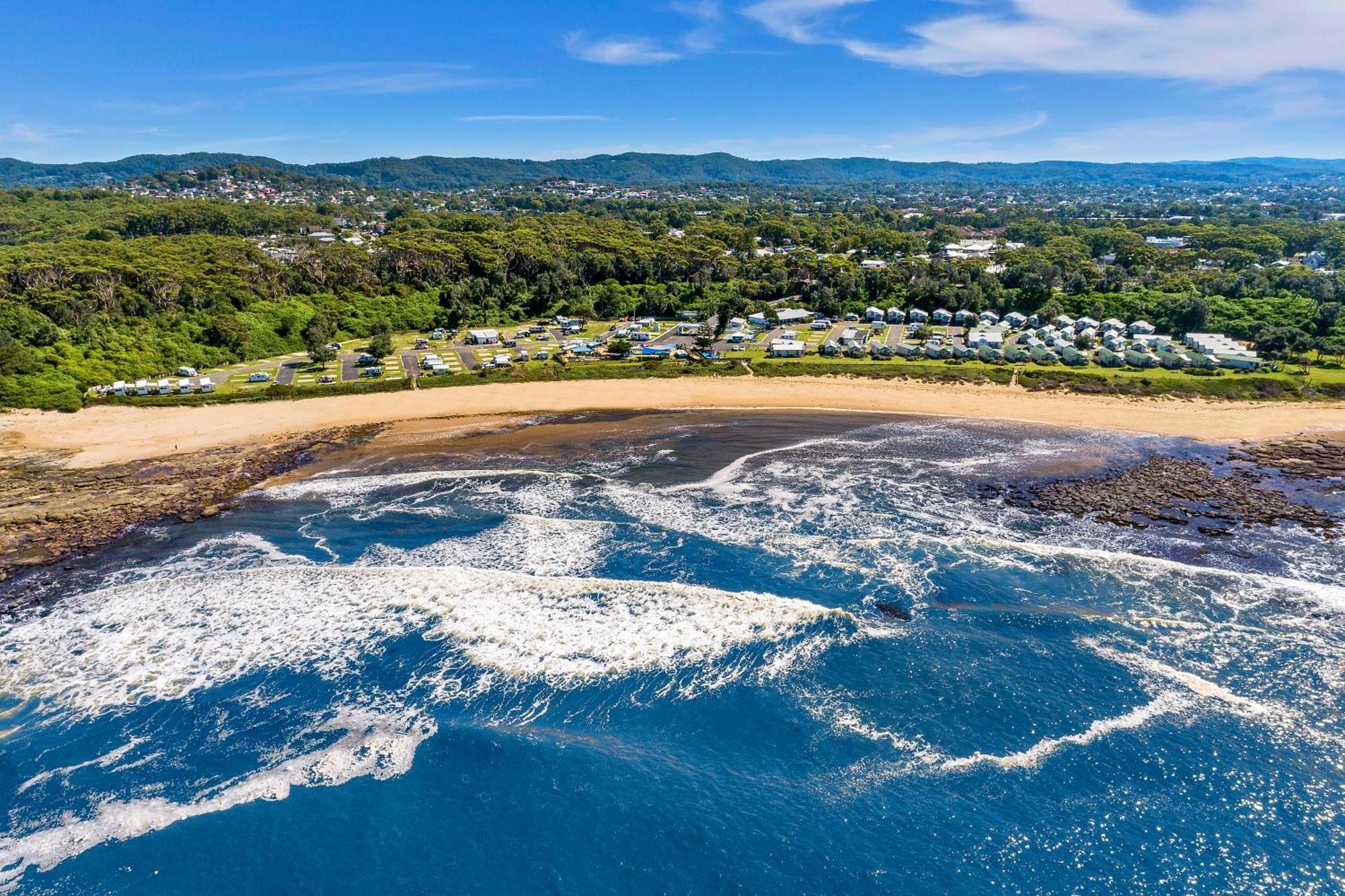 Blue Lagoon Beach Resort Bateau Bay Eksteriør billede